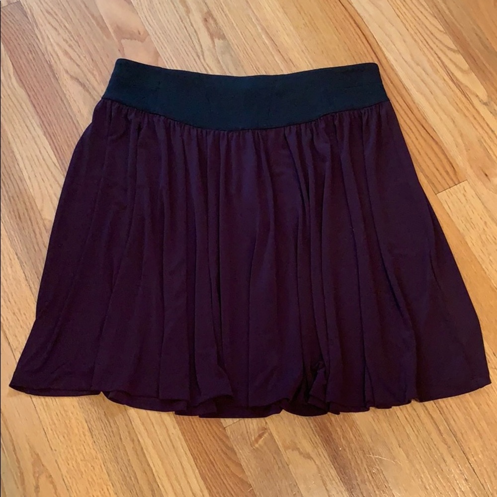 Grace Size Large women’s purple skirt.  NWOT.